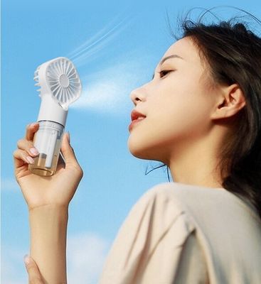 ポータブル ミニ ハンドヘルド 扇風機 4 スピード 設定 充電可能 2~8 時間 作業時間