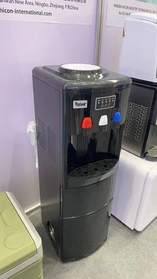 熱冷水を配給するアプリ制御アイスメーカーの垂直配給器